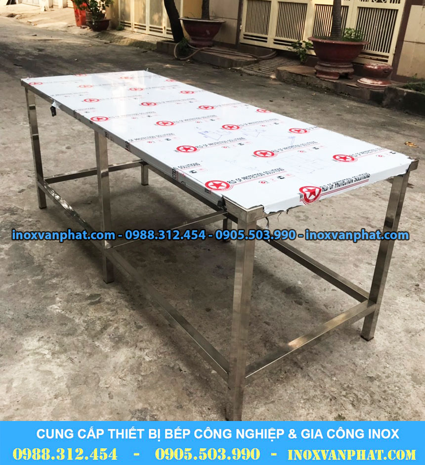 Bàn inox công nghiệp