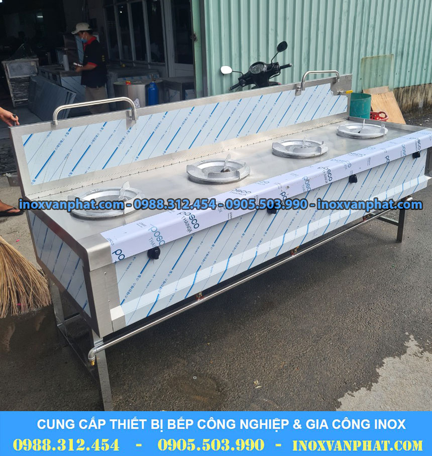 Bếp á công nghiệp